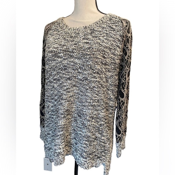 ANTHROPOLOGIE Escio Tunic Marbled Gray Black Top Lace Sleeves Size Large New - Picture 1 of 8